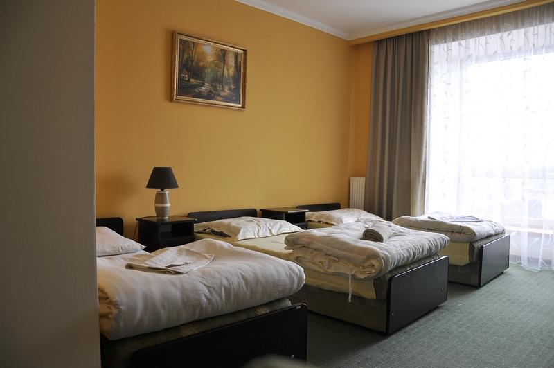 Stary Dwor Bed & Breakfast Zywiec Exterior photo