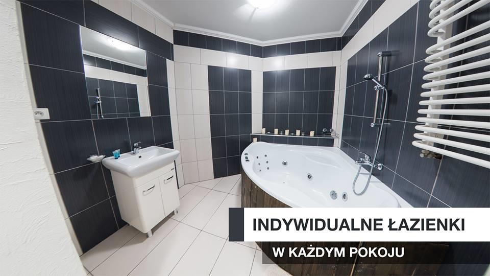 Stary Dwor Bed & Breakfast Zywiec Exterior photo